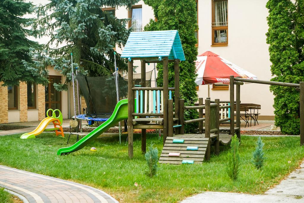 Hotel Impressa Niedrzwica Duża Εξωτερικό φωτογραφία